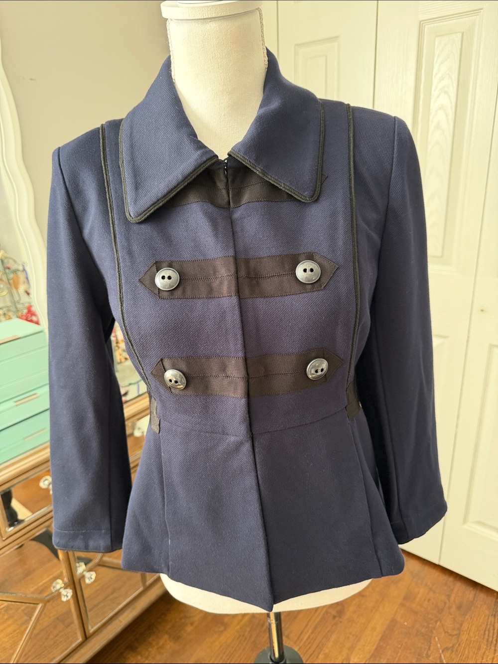 CABI Navy Jacket w/ Black Grograin Details 4 Hook Enclosure Jacket XS❤️ LOVE